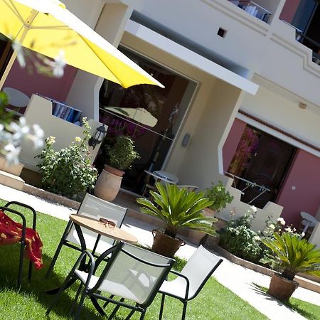 Nikolas Suites คาโตดารัตโซ ภายนอก รูปภาพ